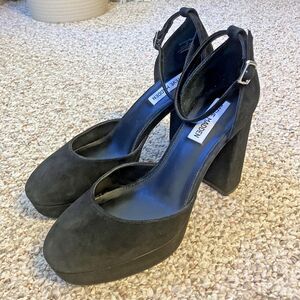 Steve Madden Truth Black Platform High Heel Shoes Size 8 M Ankle Strap Y2K Suede